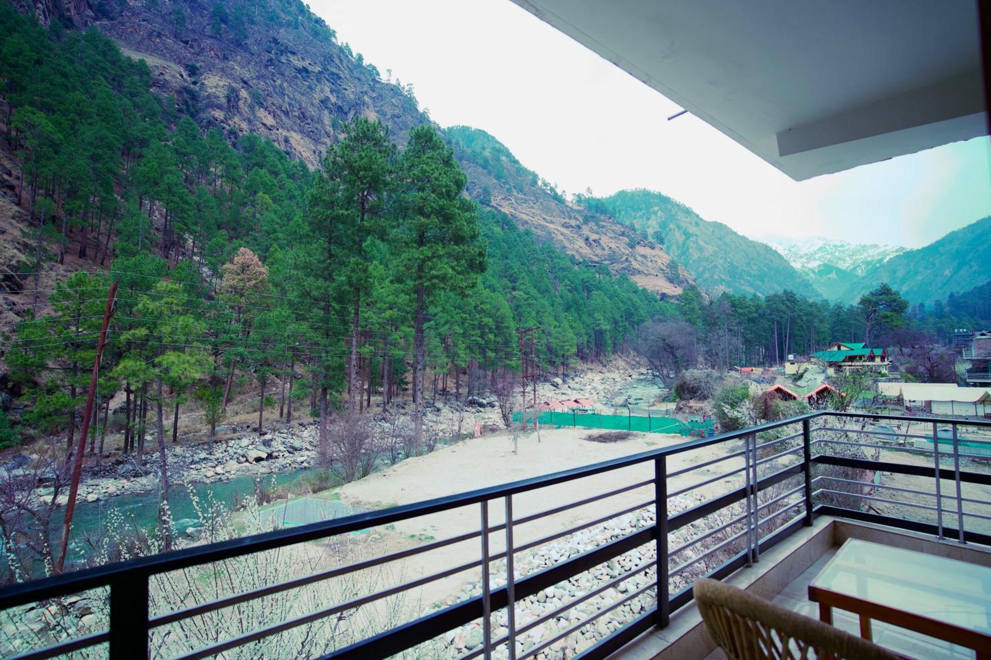 Hotel Mid Orchard Kasol L River Side -Pure Veg Hotel Exterior photo
